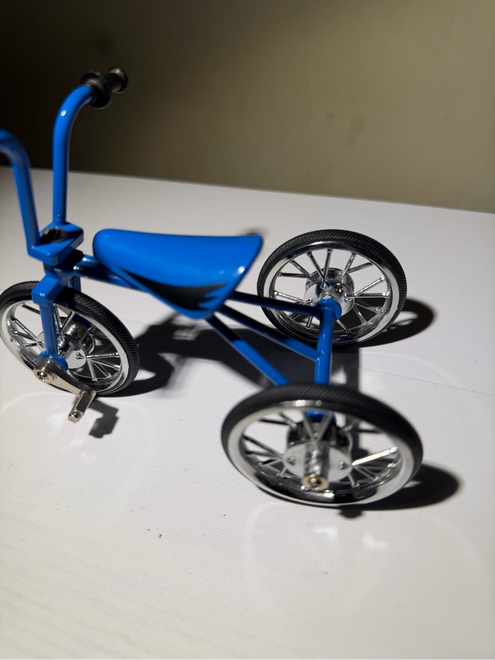 Blue Miniature Toy Tricycle Model Collectible w/ Chrome Spoke Wheels